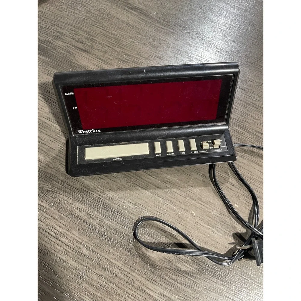 Westclox Black Digital Alarm Clock Red LED Display Vintage 22704 Snooze Dimmer